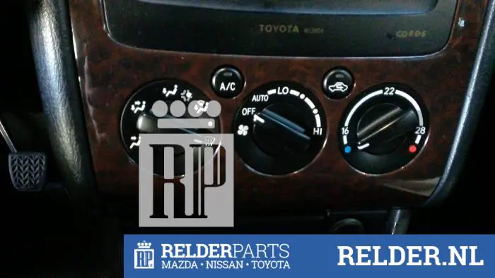Heater control panel Toyota Avensis