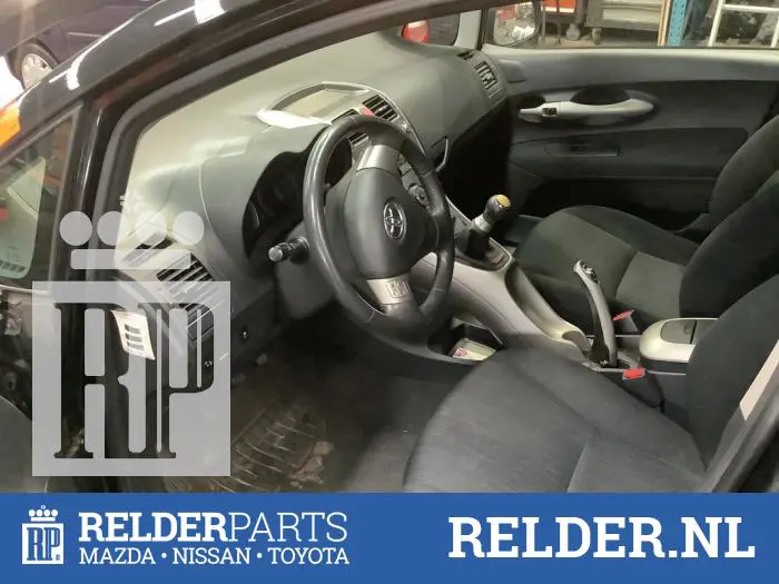 Right airbag (dashboard) Toyota Auris