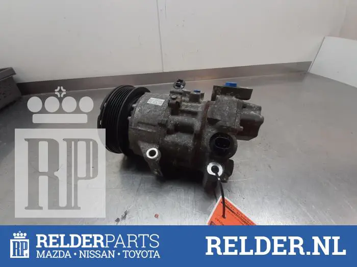 Air conditioning pump Toyota Avensis