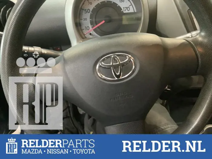 Left airbag (steering wheel) Toyota Aygo