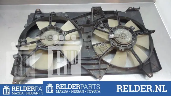Cooling fans Toyota Avensis Verso